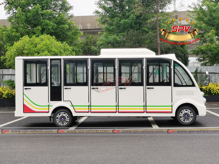 Fuel Tourist Bus - Right Side